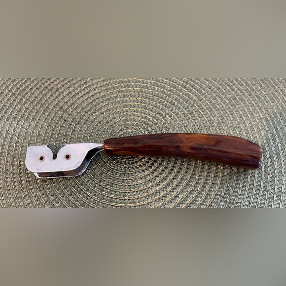 Vintage Double Wheel Knife Sharpener Bakelite Handle 7.25” Unique Gadget MCM GUC - Picture 1 of 8